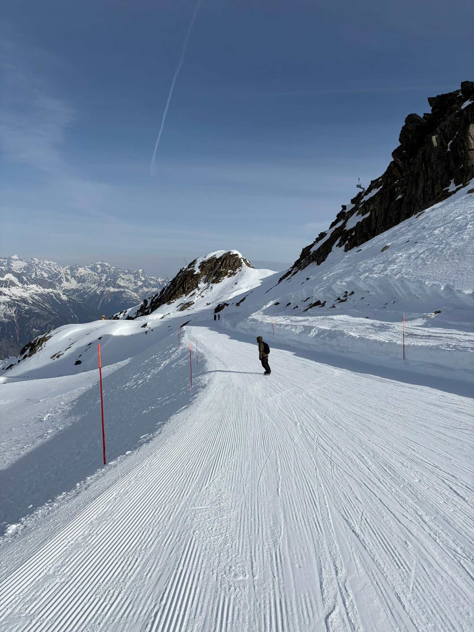 Gemmstock ski area quiet slopes Andermatt