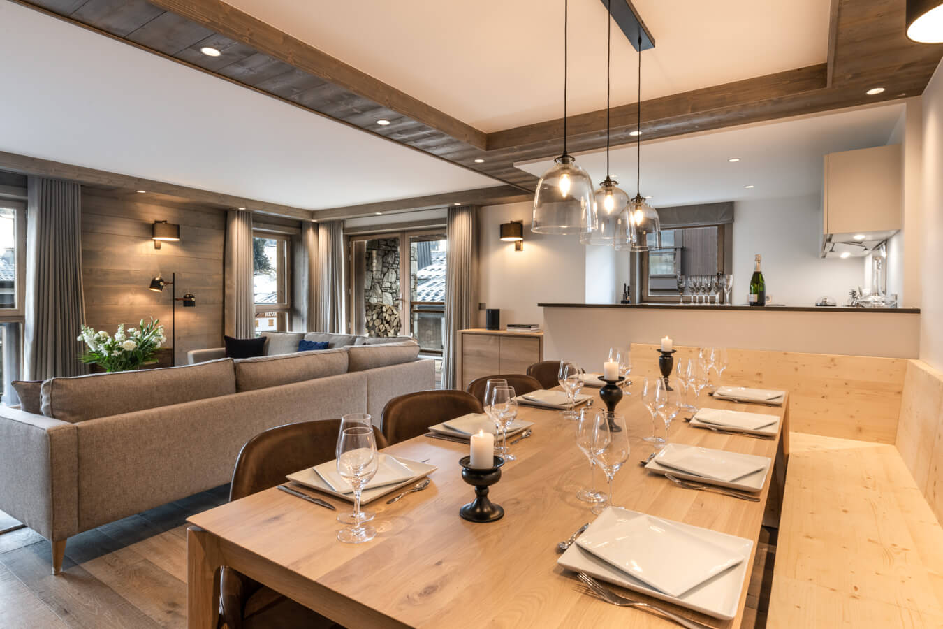 Steamboat Courchevel - large open-plan kitchen diner