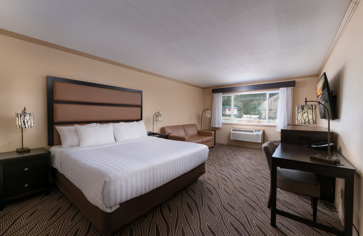 Prestige Golden Hotel - king room