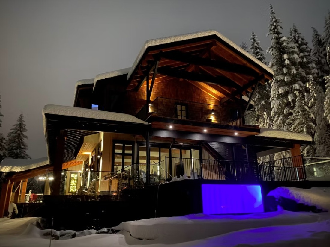 Falcon Cottage, Whistler, snow, forest, private home
