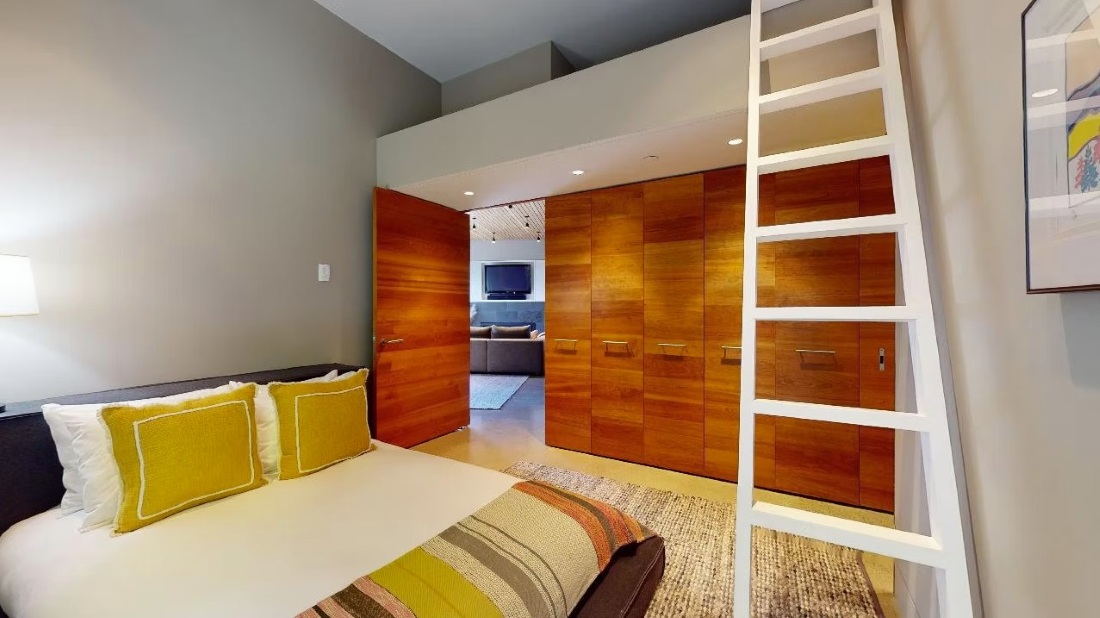 High Point Villa, Whistler, Kadenwood, bedroom, loft, ladder