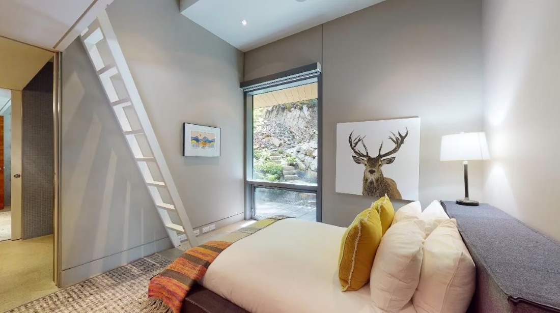 High Point Villa, Whistler, Kadenwood, bedroom, ladder, loft