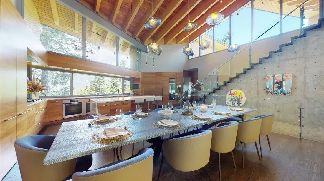 High Point Villa, Whistler, Kadenwood, open plan dining, kitchen