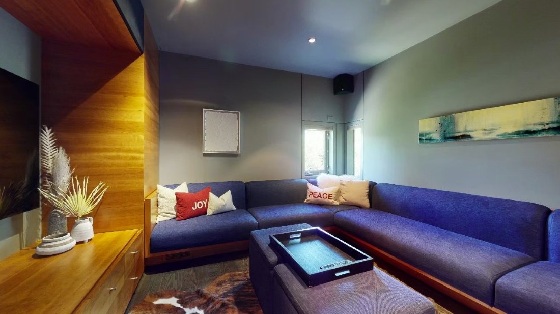 High Point Villa, Whistler, Kadenwood, TV room, corner sofa
