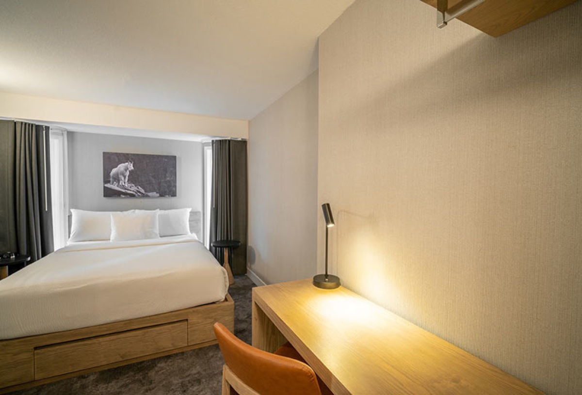 Lake Louise Inn, Lake Louise, one bedroom loft, loft room