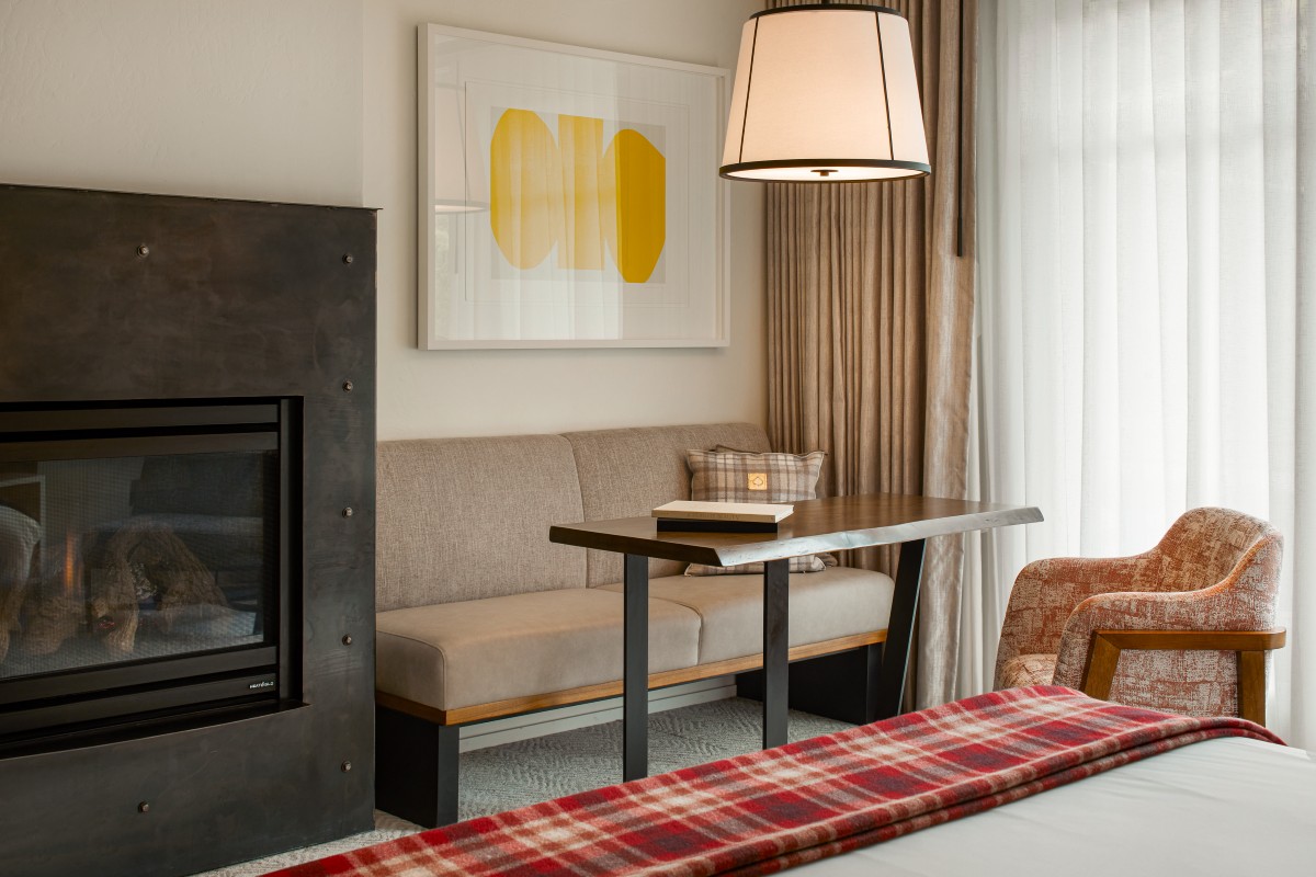 Limelight Aspen - king room seating area and fireplace