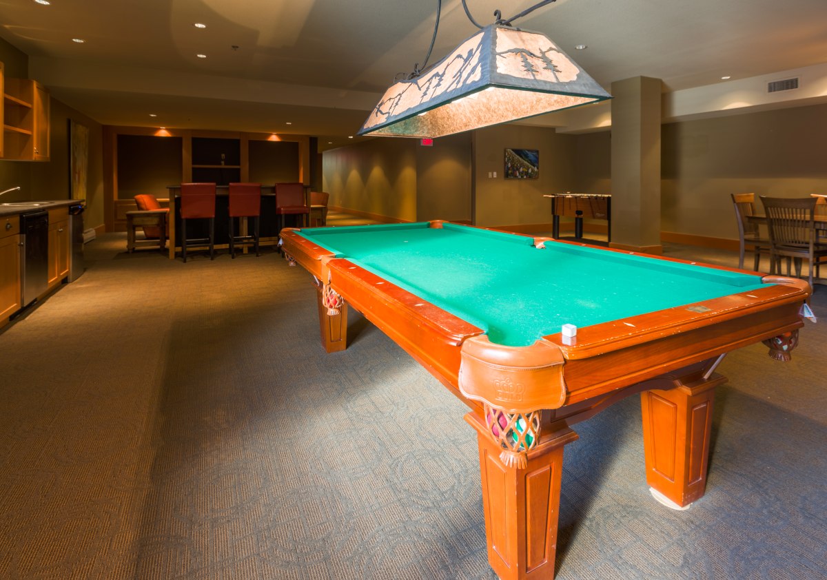 Red Mountain Resort, Slalom Creek Condos - games room 