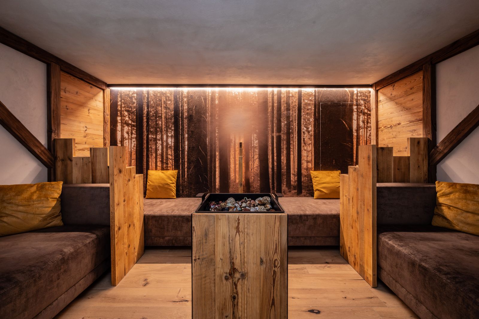 Sporthotel Romantic Plaza, Madonna di Campiglio - relaxation area at the spa with loungers