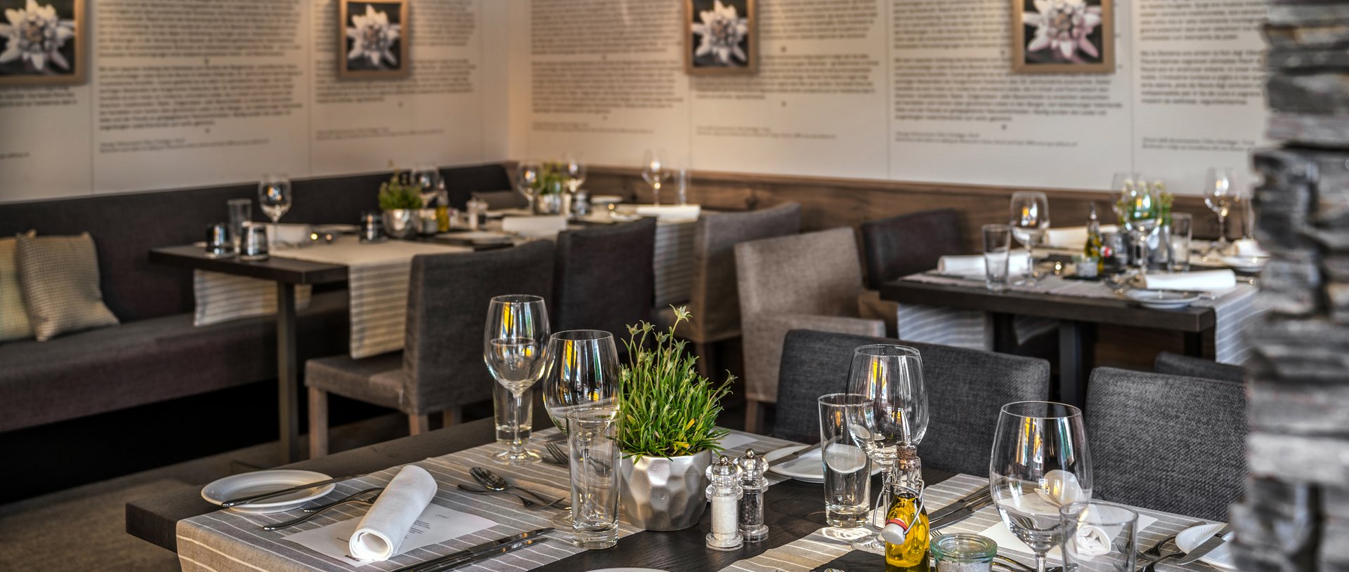 Valbella Resort Lenzerheide - contemporary restaurant with Swiss themed decor